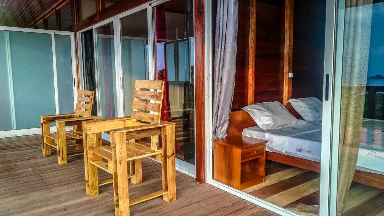 Domus Guesthouse Santana Bagian luar foto