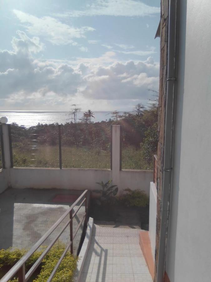 Domus Guesthouse Santana Bagian luar foto